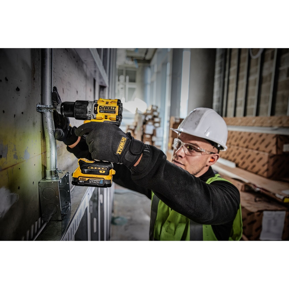 Perceuse-visseuse percussion compacte XR 18V 1,7Ah Li-Ion Brushless - POWERSTACK - DCD805E2T-QW - DEWALT