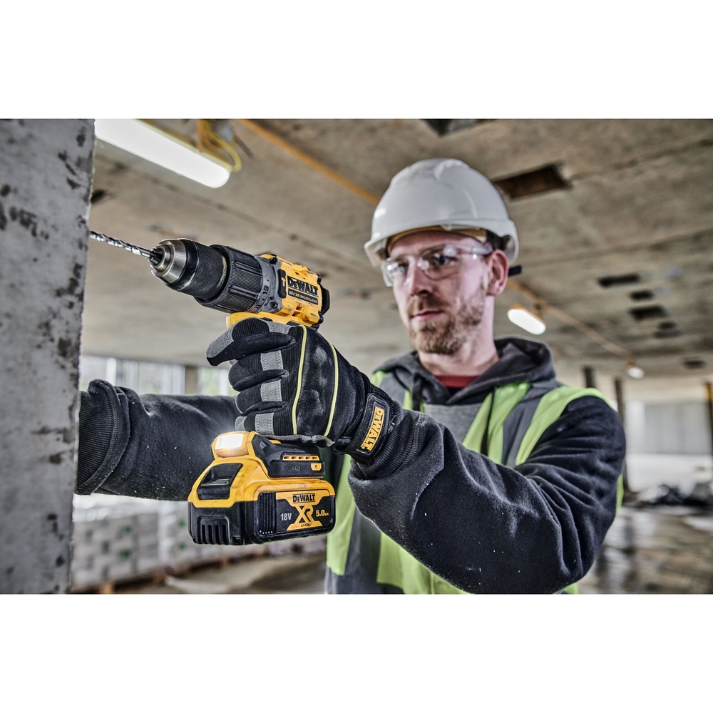 Perceuse-visseuse percussion compacte XR 18 V 5 Ah Li-Ion Brushless - DCD805P2T-QW - DEWALT