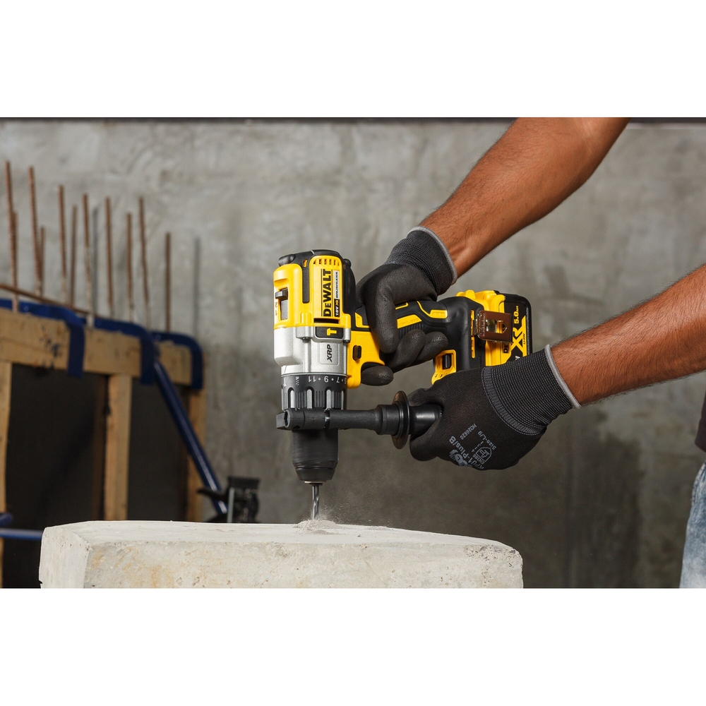 Perceuse-visseuse percussion premium XRP 18 V 5 Ah Li-Ion Brushless - DCD996P2-QW - DEWALT