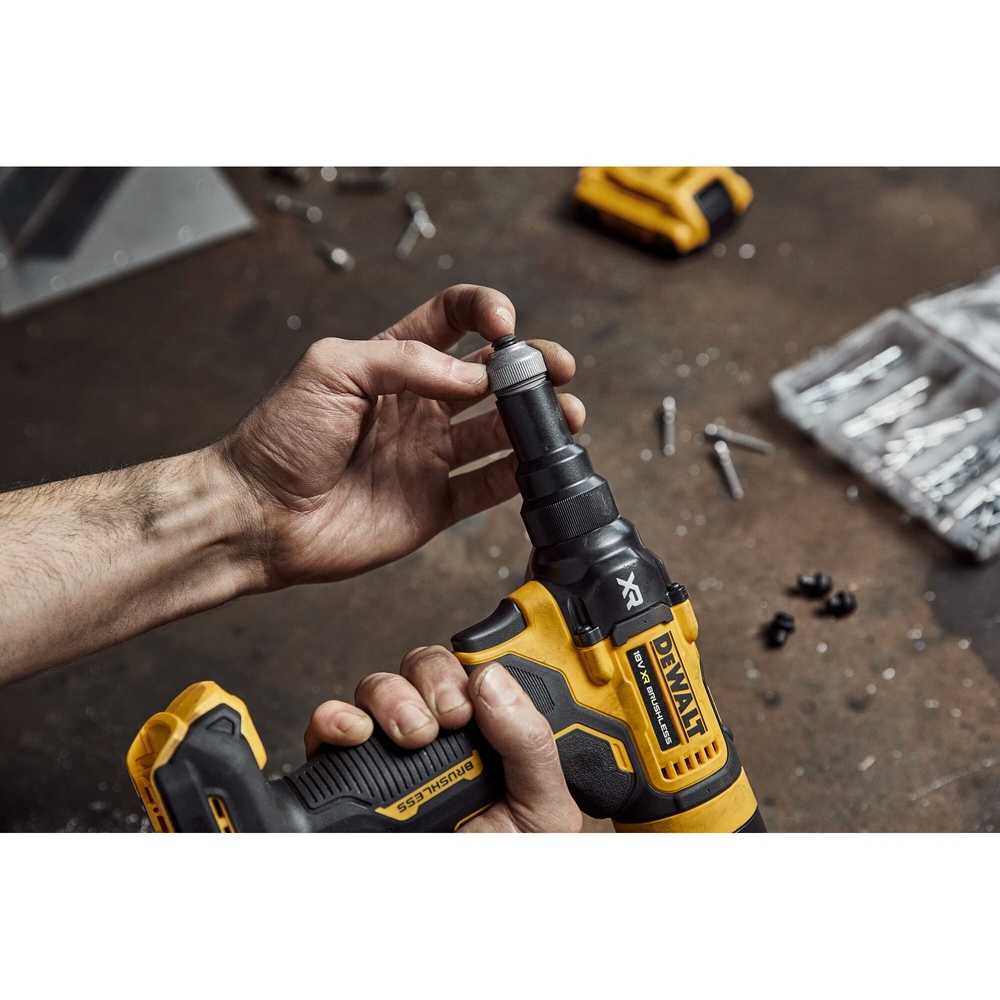 Riveteuse XR 18V Brushless 4.8 mm - Sans batterie ni chargeur, coffret TSTAK - DCF403NT-XJ - DEWALT