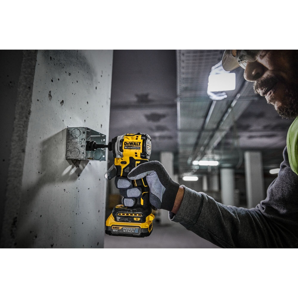 Visseuse à chocs ultra compacte XR 18 V 1,7 Ah Li-Ion Brushless - POWERSTACK - DCF850E2T-QW - DEWALT