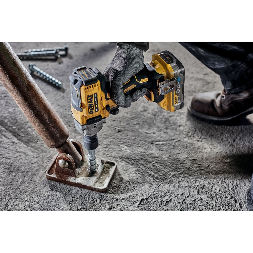 Boulonneuse 1/2‘’ XR 18 V 5 Ah Brushless 812 Nm - jonc de sécurité - POWERSTACK - DCF891H2T-QW - DEWALT