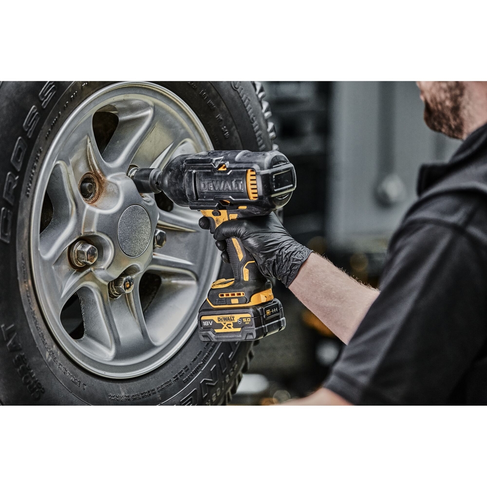 Boulonneuse ½” XR 18 V 5 Ah Brushless 1396 Nm - jonc de sécurité - Pack 