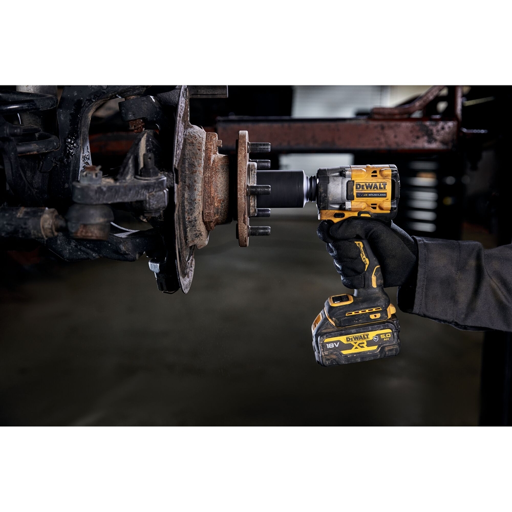Boulonneuse à chocs 3/8'' XR 18 V 5 Ah Li-Ion Brushless 406 Nm - Pack 