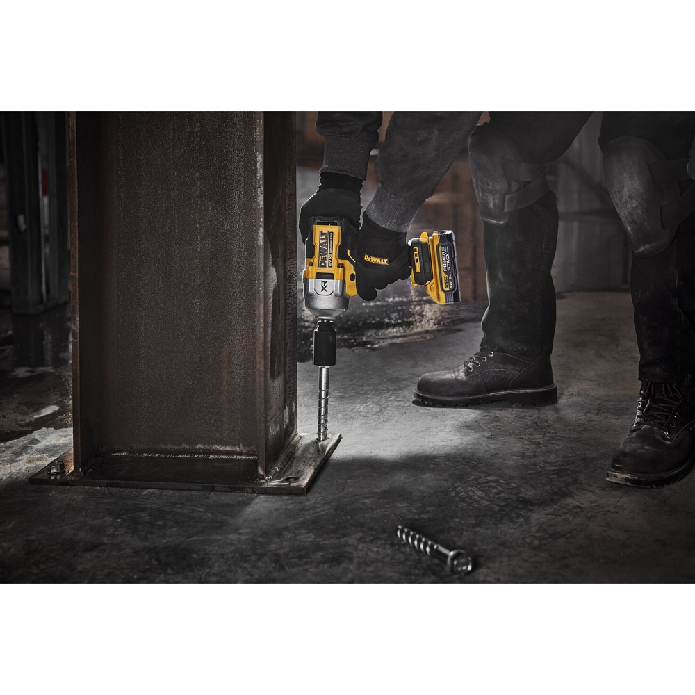 Boulonneuse ½” XR 18V 5Ah Li-Ion Brushless 1632Nm - Jonc de sécurité -POWERSTACK - DCF961H2T-QW - DEWALT