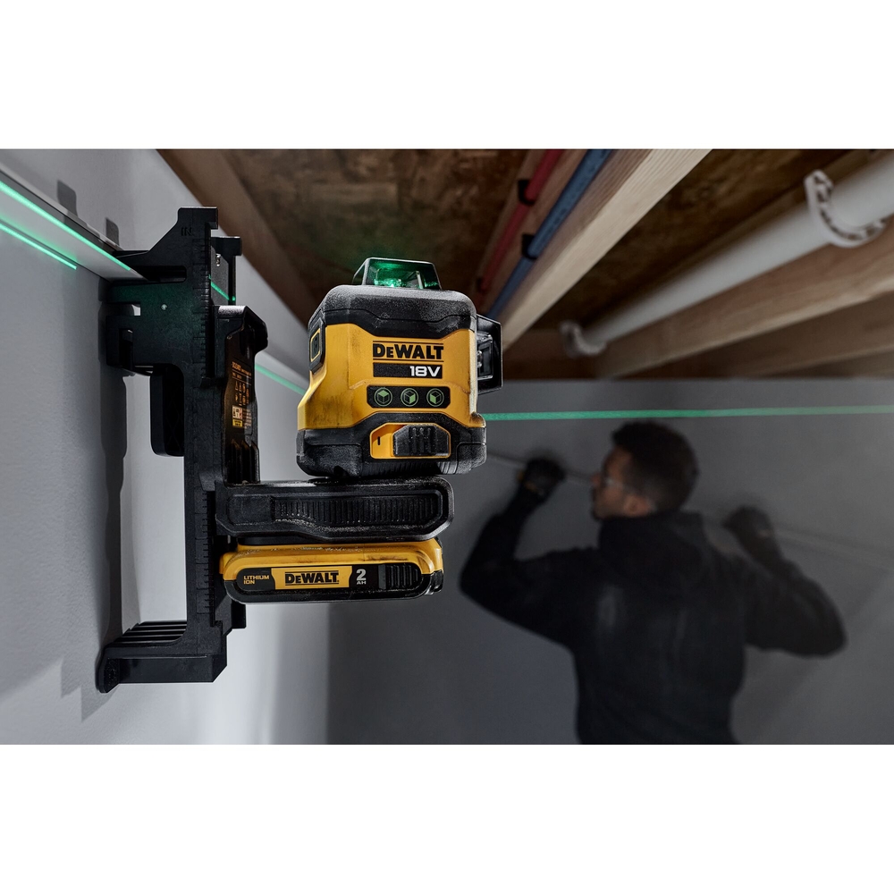 Niveau laser multilignes 3 x 360° compact XR 18 V 2 Ah Li-Ion - faisceaux verts - DCLE34031D1-QW - DEWALT