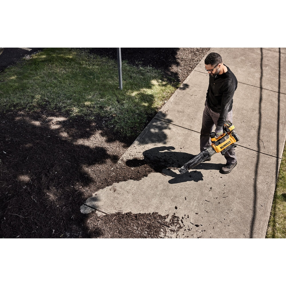 Souffleur Axial XR FLEXVOLT 54V 3Ah Li-ion Brushless - DCMBL777X1-QW - DEWALT