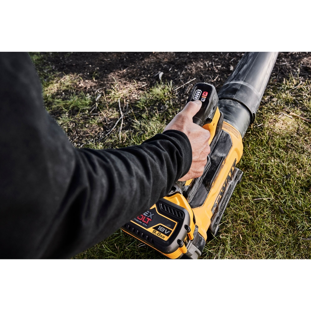 Souffleur Axial XR FLEXVOLT 54V 3Ah Li-ion Brushless - DCMBL777X1-QW - DEWALT