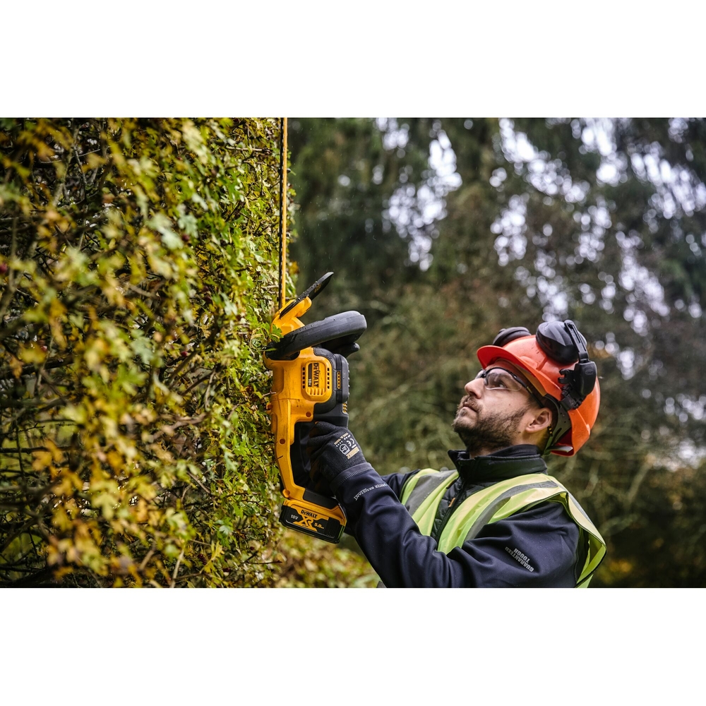 Taille-haies XR 18 V - sans batterie ni chargeur - DCMHT563N-XJ - DEWALT