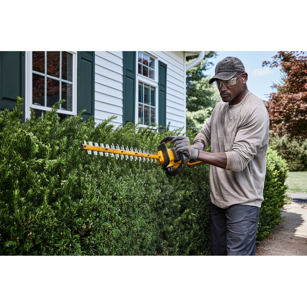 Taille-haies XR FLEXVOLT 54V 3Ah Li-Ion Brushless - DCMHT573X1-QW - DEWALT