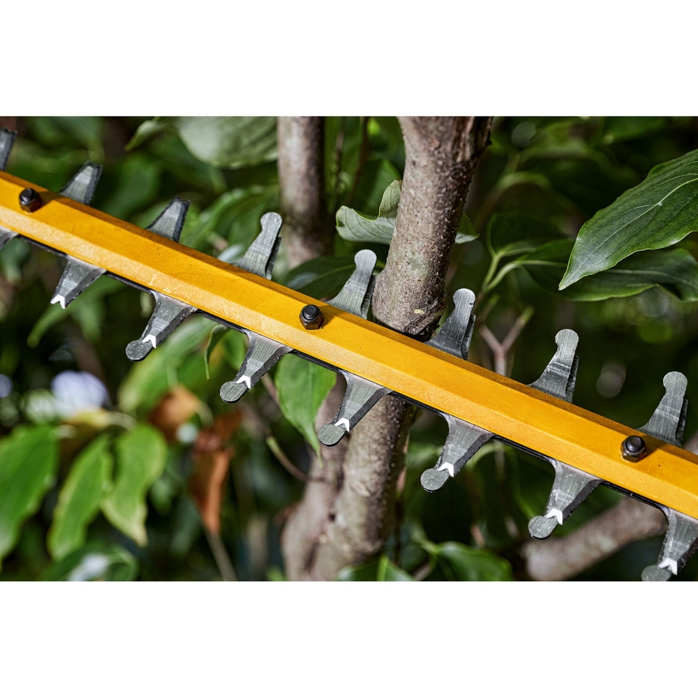Taille-haies XR FLEXVOLT 54V 3Ah Li-Ion Brushless - DCMHT573X1-QW - DEWALT
