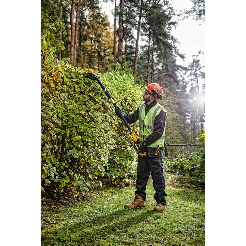 Taille-haies orientable XR 18 V 5 Ah Li-Ion Brushless - 1 batterie, chargeur - DCMPH566P1-QW - DEWALT