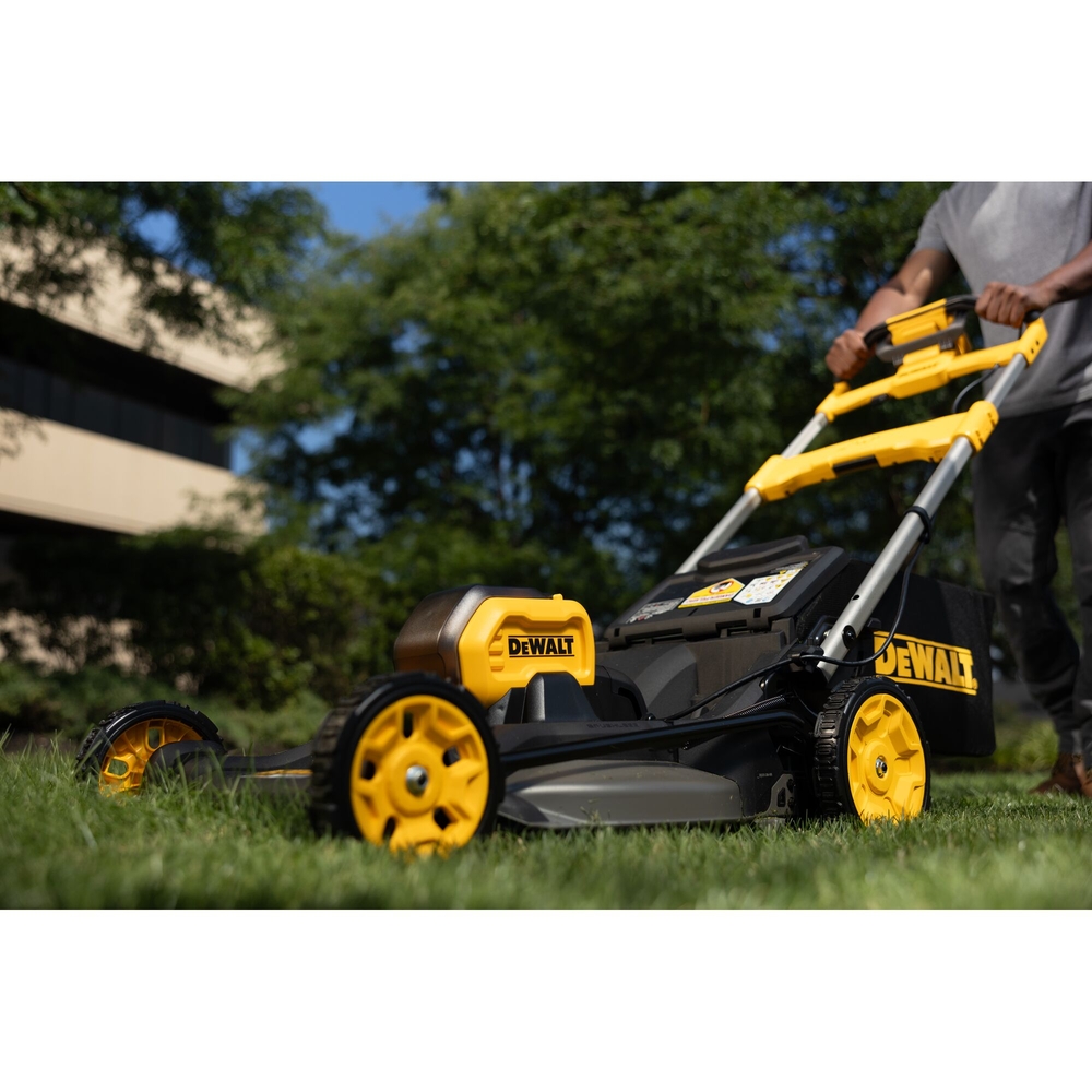 Tondeuse 53 cm XR FLEXVOLT 54V Brushless - autopropulsée - DCMWSP550N-XJ - DEWALT