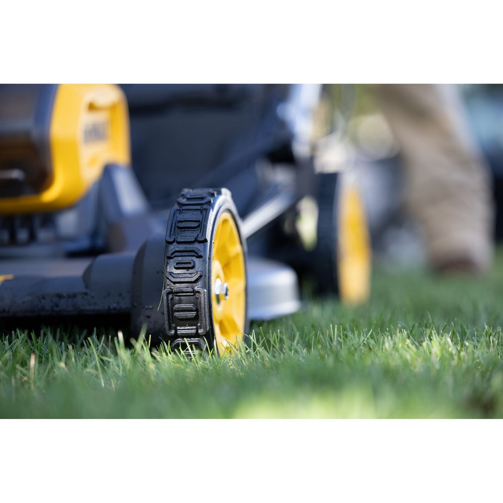 Tondeuse 53 cm XR FLEXVOLT 54V Brushless - autopropulsée - DCMWSP550N-XJ - DEWALT