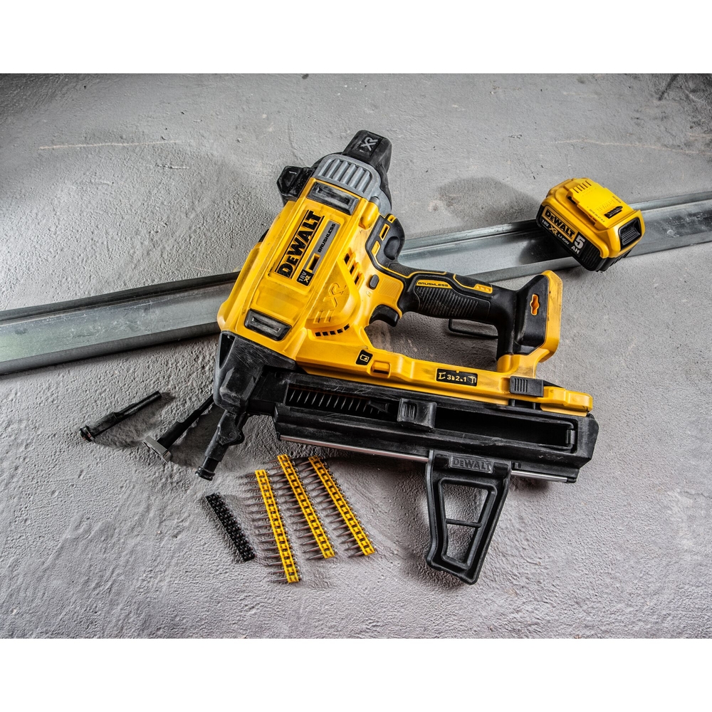Cloueur béton et acier XR 18 V 5 Ah Li-Ion Brushless - DCN890P2-QW - DEWALT