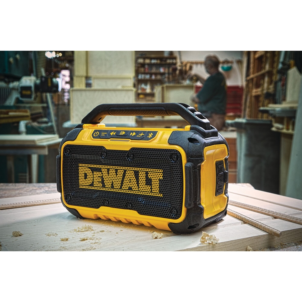 Enceinte Bluetooth XR 12 V / 18 V / 54 V - sans batterie ni chargeur - DCR011-XJ - DEWALT