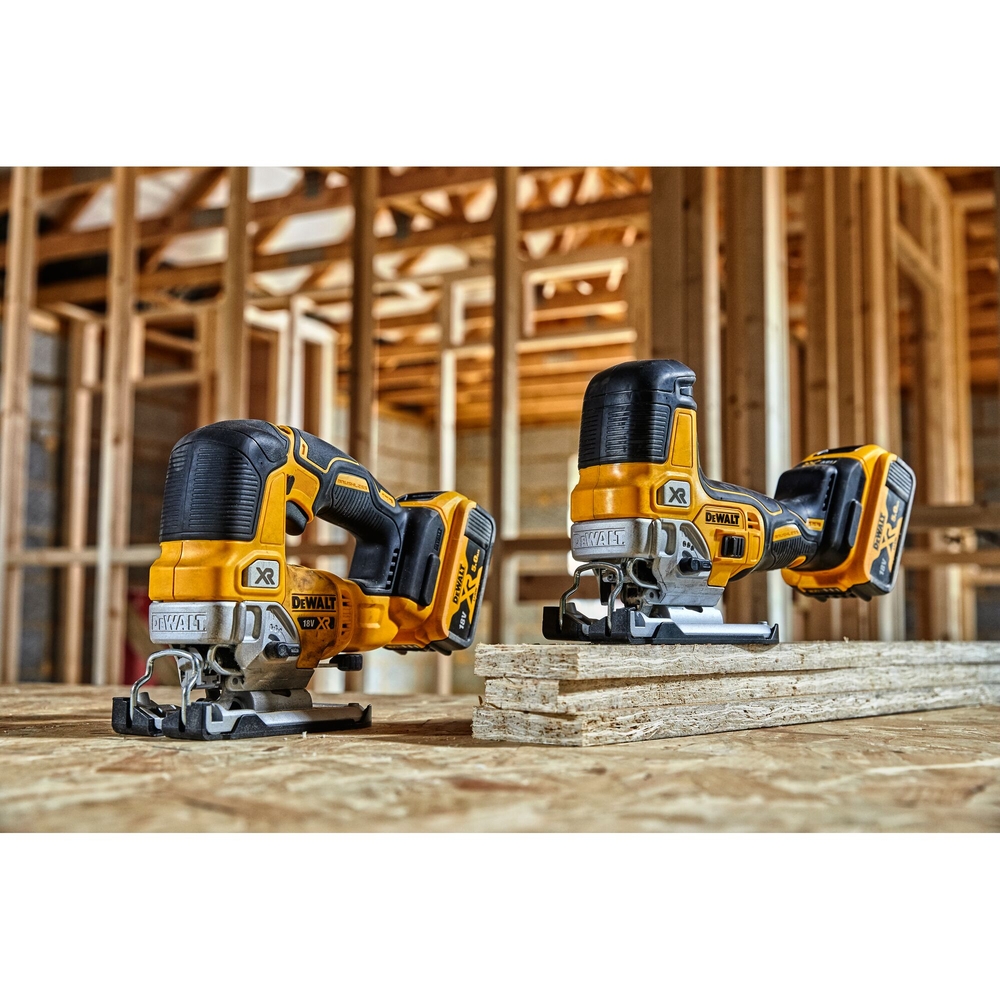 Scie sauteuse à poignée supérieure XR 18 V 5 Ah Li-Ion Brushless - DCS334P2-QW - DEWALT