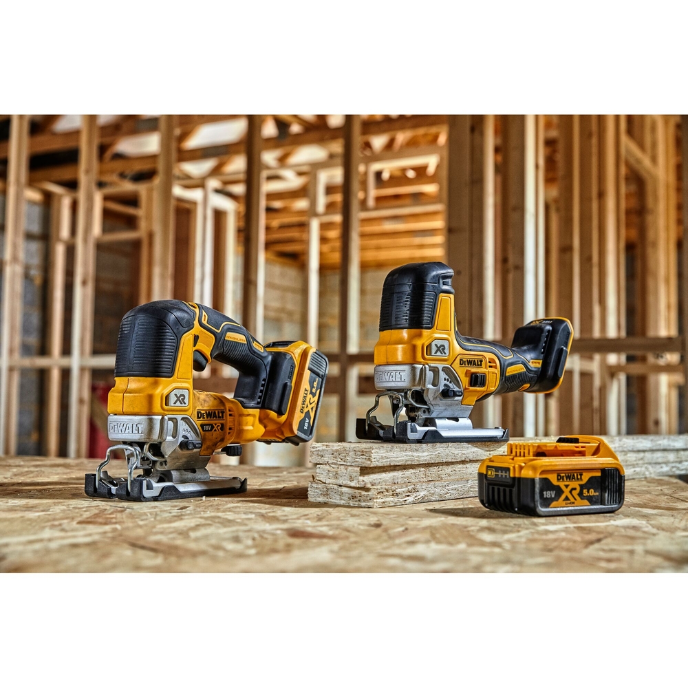 Scie sauteuse à poignée supérieure XR 18 V 5 Ah Li-Ion Brushless - DCS334P2-QW - DEWALT