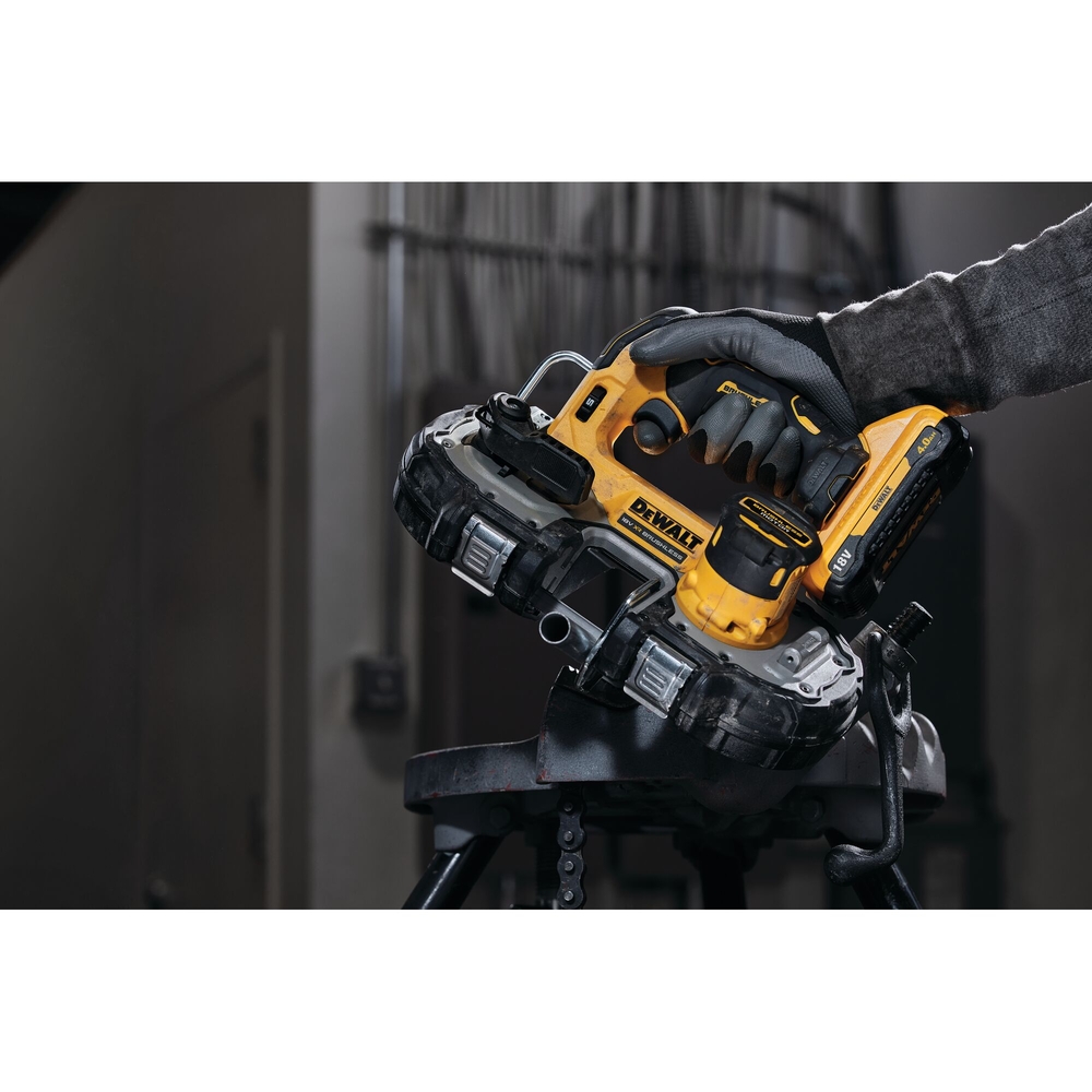 Scie à ruban ultra compacte XR 18 V - DCS377NT-XJ - DEWALT