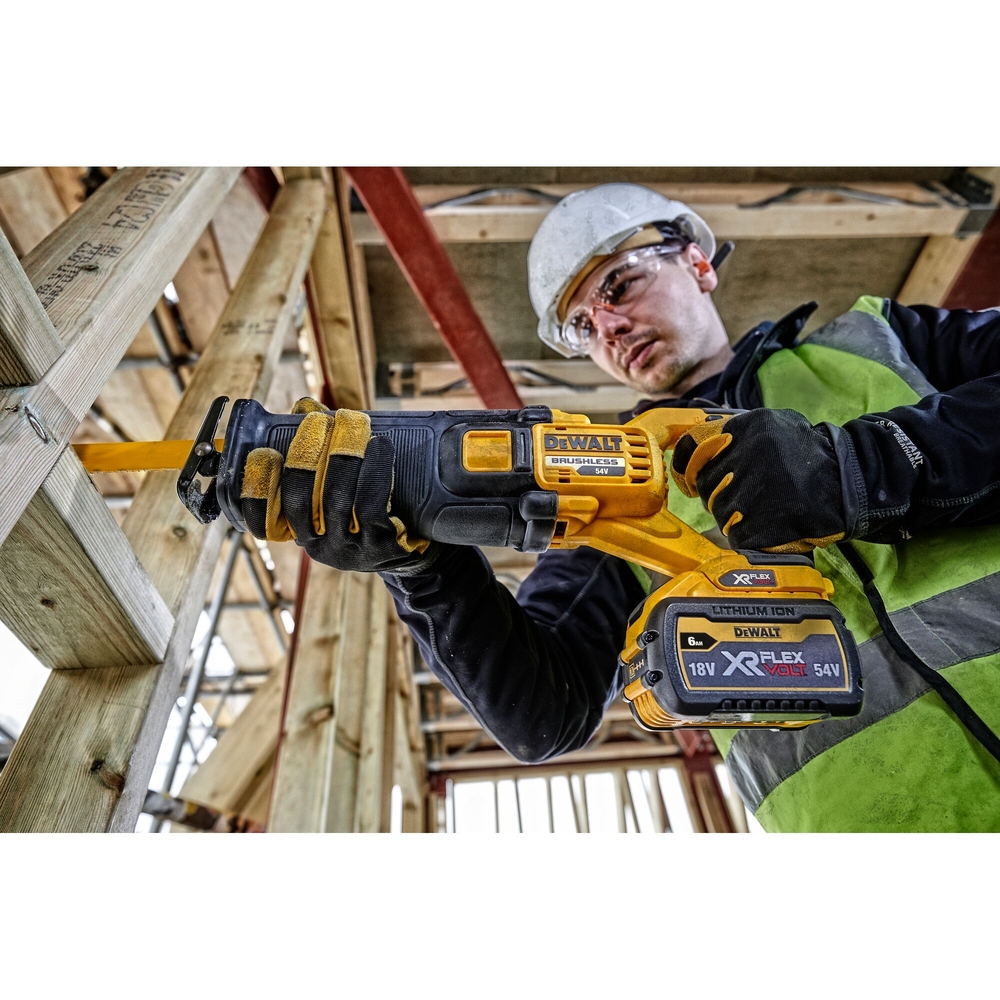 Scie sabre XR FLEXVOLT 54 V 2 Ah Li-Ion Brushless - DCS389T2-QW - DEWALT