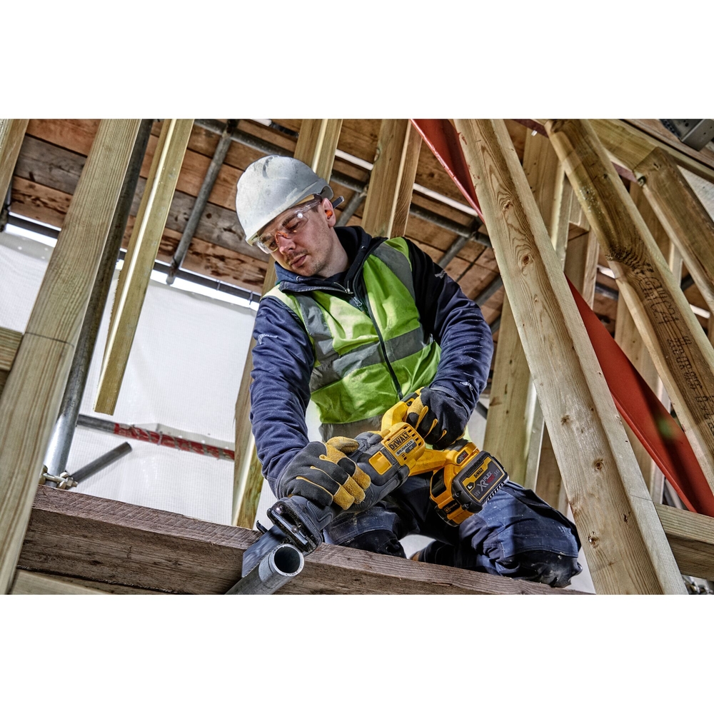 Scie sabre XR FLEXVOLT 54 V 2 Ah Li-Ion Brushless - DCS389T2-QW - DEWALT