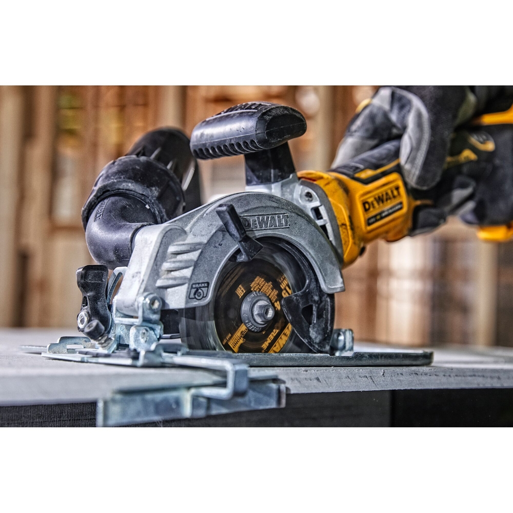 Scie circulaire XR 18 V Brushless 115 mm - DCS571NT-XJ - DEWALT