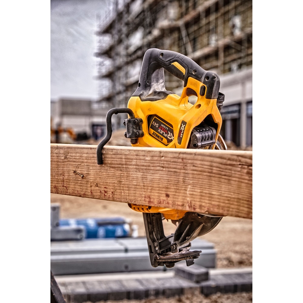 Scie circulaire construction XR FLEXVOLT 54 V Brushless 190 mm - DCS577N-XJ - DEWALT