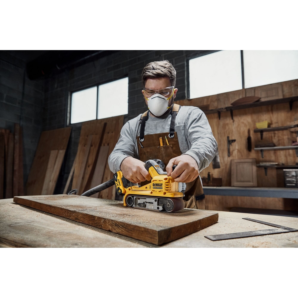 Ponceuse à bande 75x533mm XR 18V 5Ah Li-Ion Brushless - DCW220P2-QW - DEWALT
