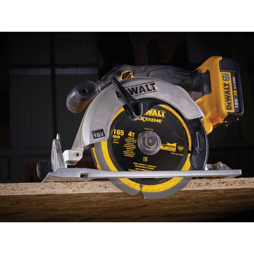 Lame de scie circulaire portative denture diamant 165 x 20 mm 4 dents - DT1471-QZ - DEWALT