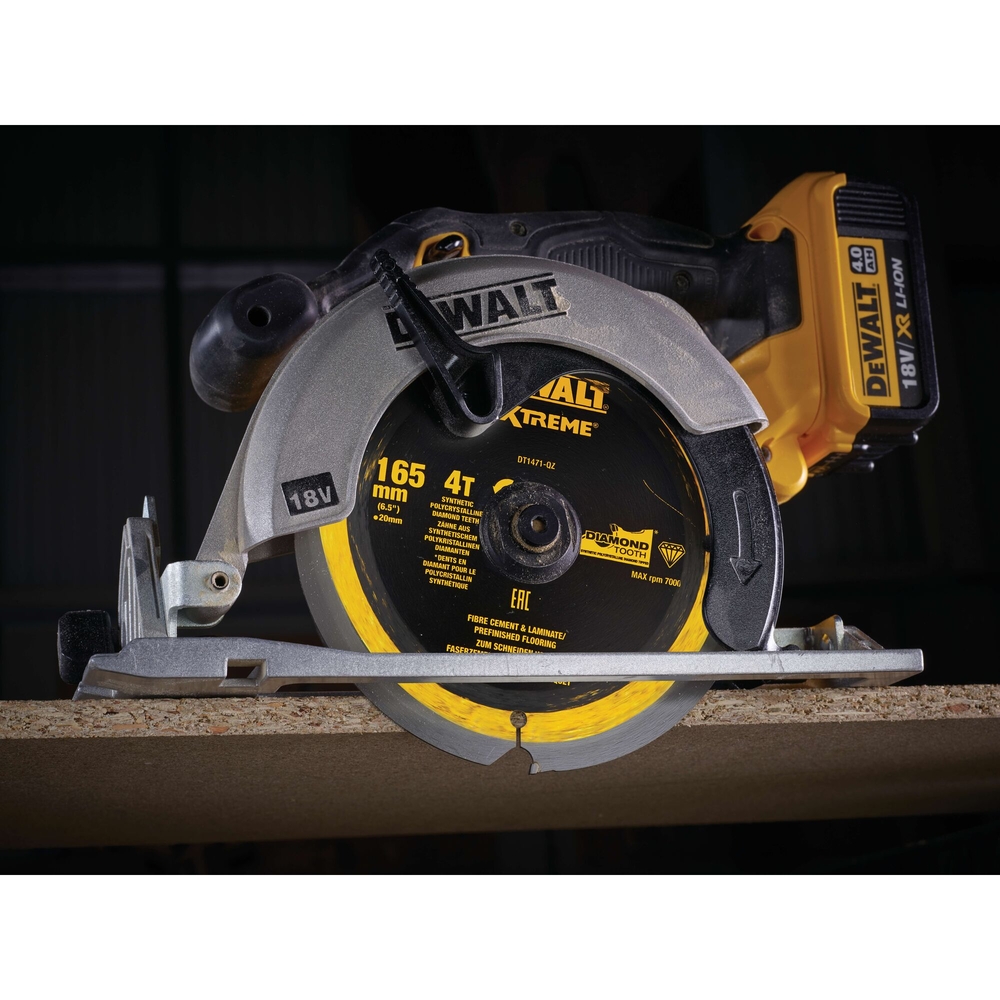 Lame de scie circulaire portative denture diamant 165 x 20 mm 4 dents - DT1471-QZ - DEWALT