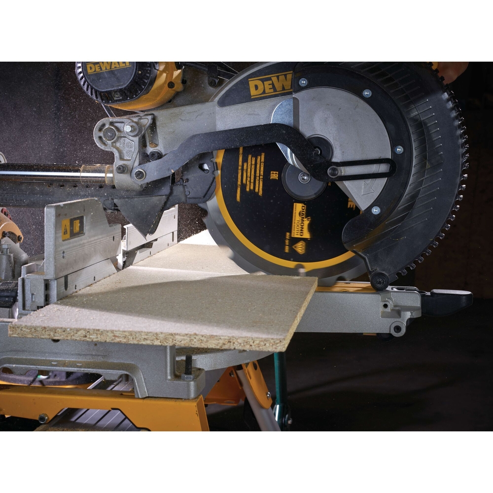 Lame de scie circulaire denture diamant, 305 x 30 mm, 16 dents - DT1475-QZ - DEWALT