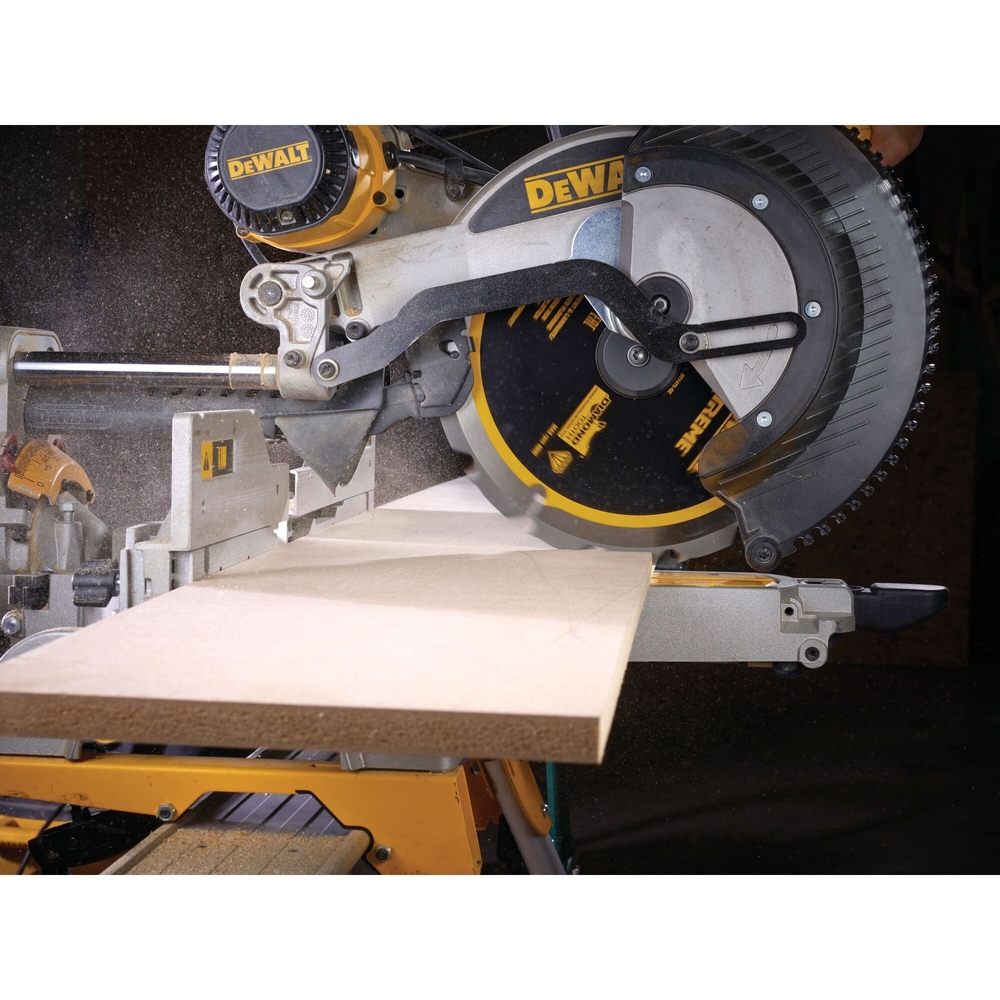 Lame de scie circulaire denture diamant, 305 x 30 mm, 16 dents - DT1475-QZ - DEWALT