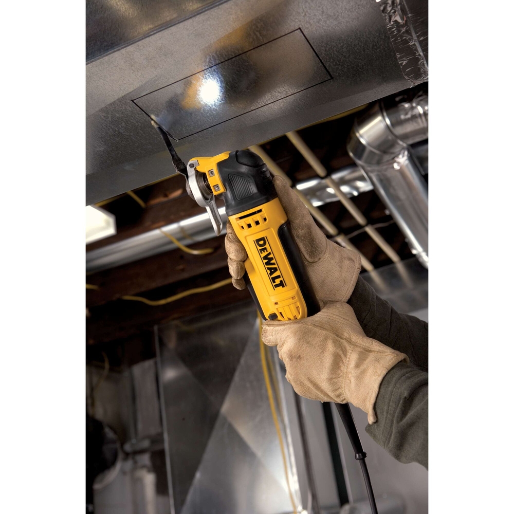 Lame titanium 44x55mm pour multi-cutter - bois avec clous, plaque de plâtre, PVC - DT20702-QZ - DEWALT