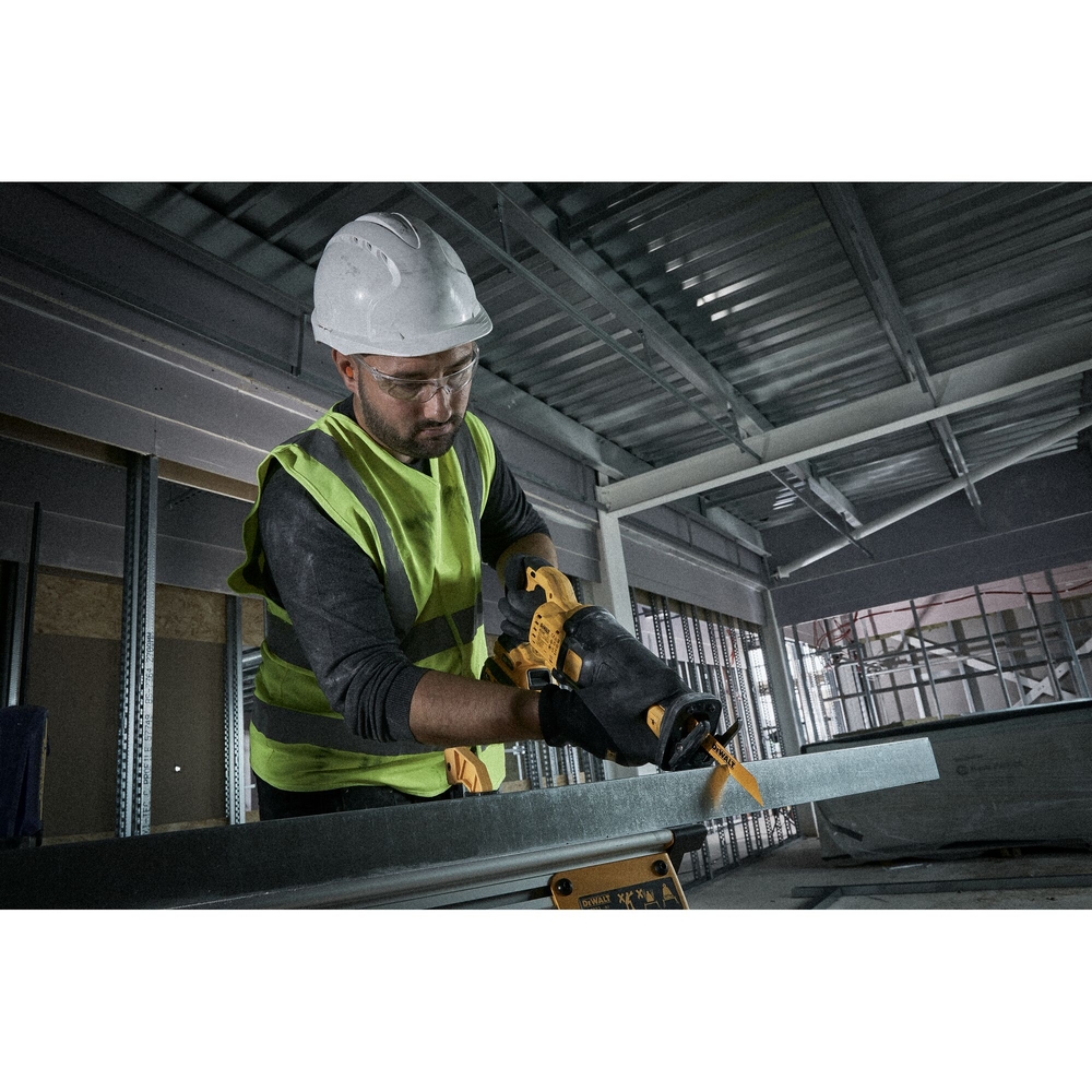 Lame de scie sabre BiM pour la coupe du bois avec métal 152 mm - DT2345-QZ - DEWALT
