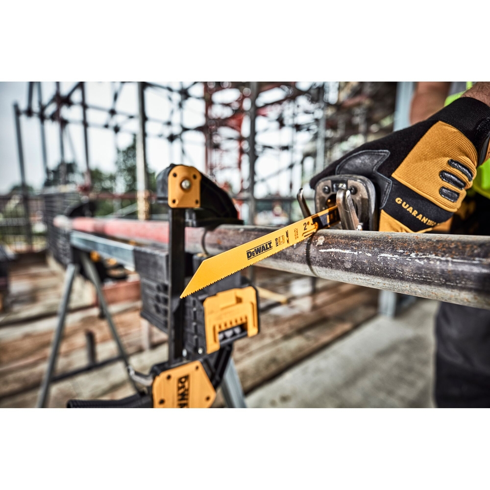 Lame de scie sabre sécable BiM pour la coupe du métal 230 mm - DT2416-QZ - DEWALT