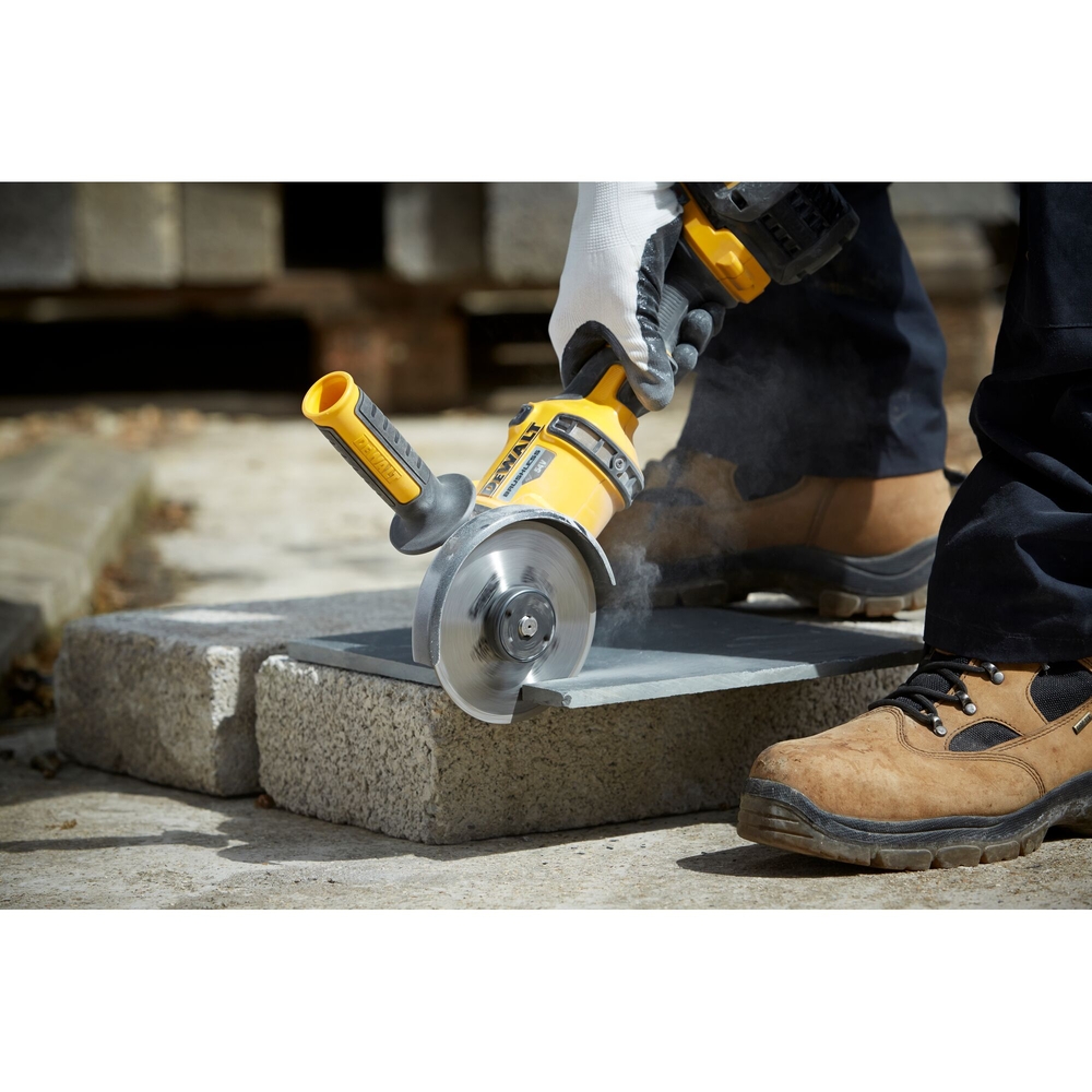 Disque à jante continue pour béton / brique / pierre 125 x 22,2 mm - DT3713-QZ - DEWALT