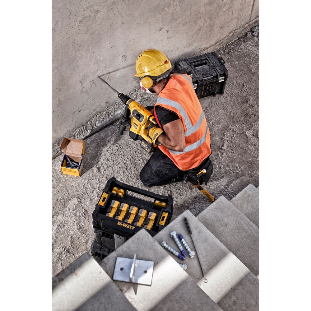 Foret SDS-Max carbure XLR 4 taillants 40 x 800 x 920 mm - DT60846-QZ - DEWALT