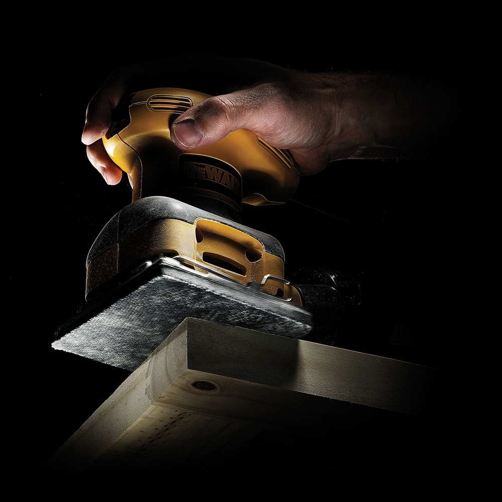1/4 feuille abrasive velcro - structure en maille durée de vie extra longue x4 - DTM3023-QZ - DEWALT