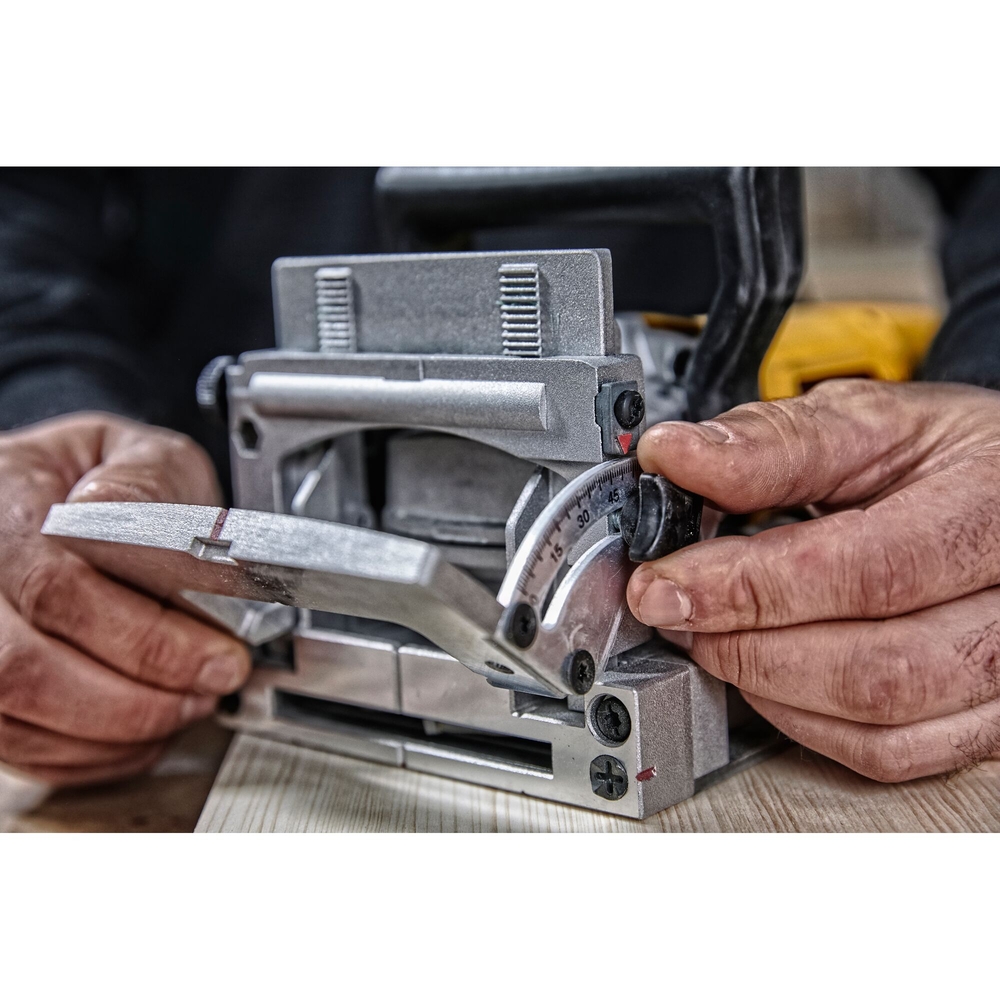 Fraiseuse à lamelles 600 W - DW682K-QS - DEWALT