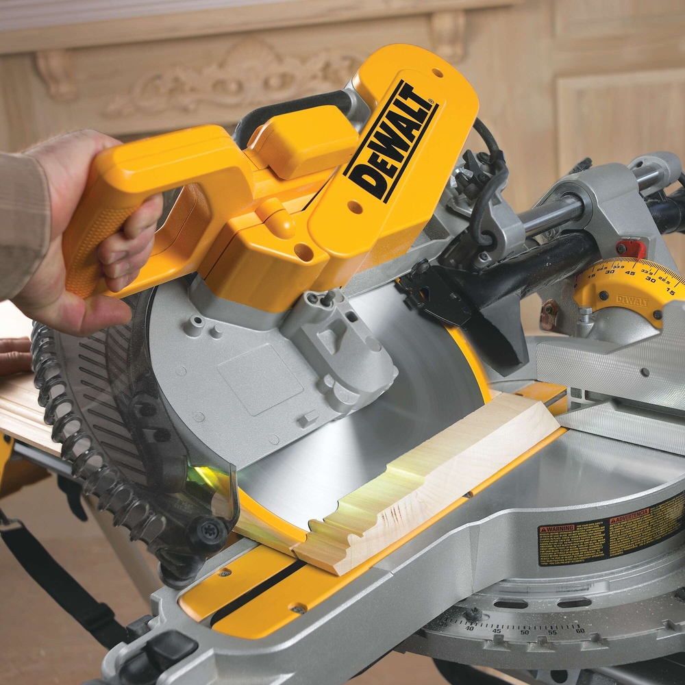 Scie à onglets radiale 1675W 305 mm - DWS780-QS - DEWALT