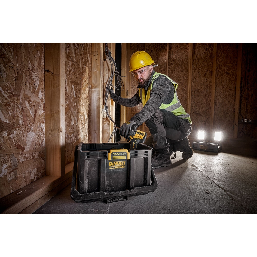 1/2 coffret avec projecteur TOUGHSYSTEM - DWST08061-1 - DEWALT