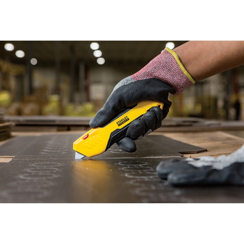 Couteau de sécurité bi-matière à gâchette et lame auto-rétractable - Fatmax - FMHT10369-0 - STANLEY FATMAX