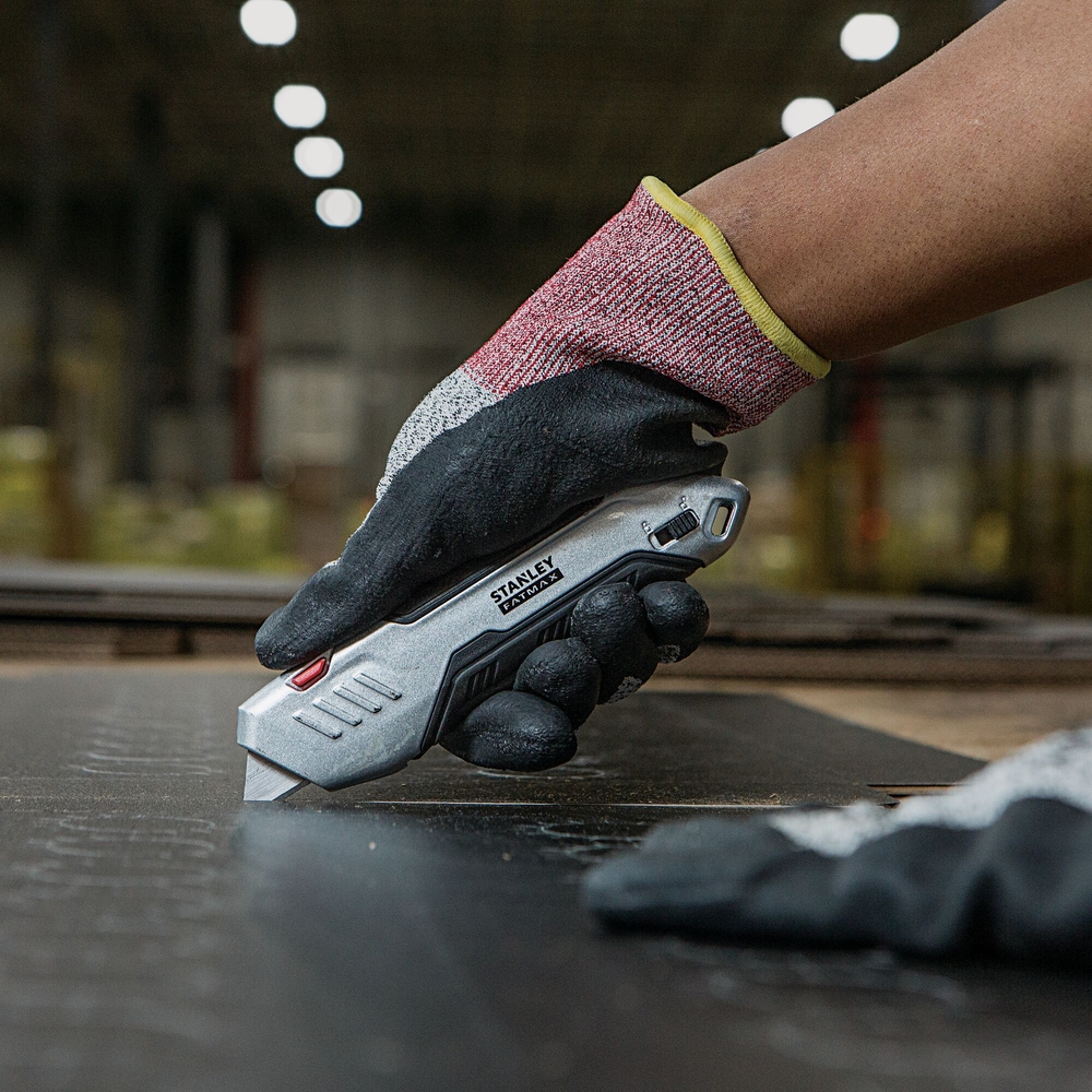 Couteau de sécurité métal à gâchette et lame auto-rétractable - Fatmax - FMHT10370-0 - STANLEY FATMAX