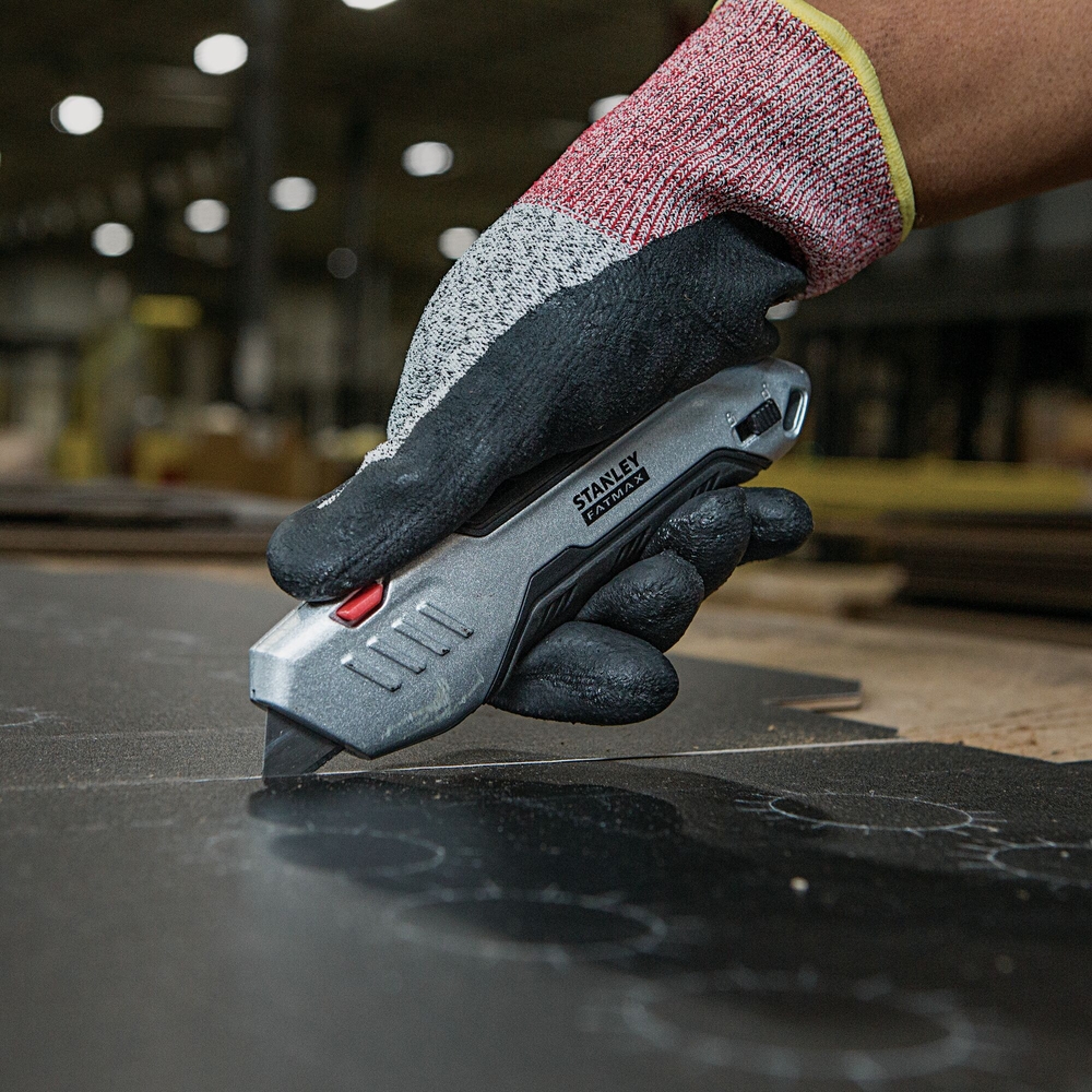 Couteau de sécurité métal à gâchette et lame auto-rétractable - Fatmax - FMHT10370-0 - STANLEY FATMAX