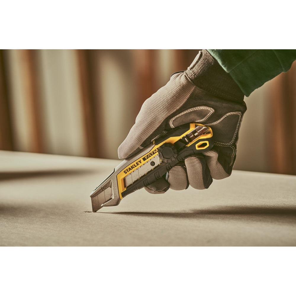 Cutter 18 mm quick snap - molette crantée - Fatmax - FMHT10592-0 - STANLEY FATMAX