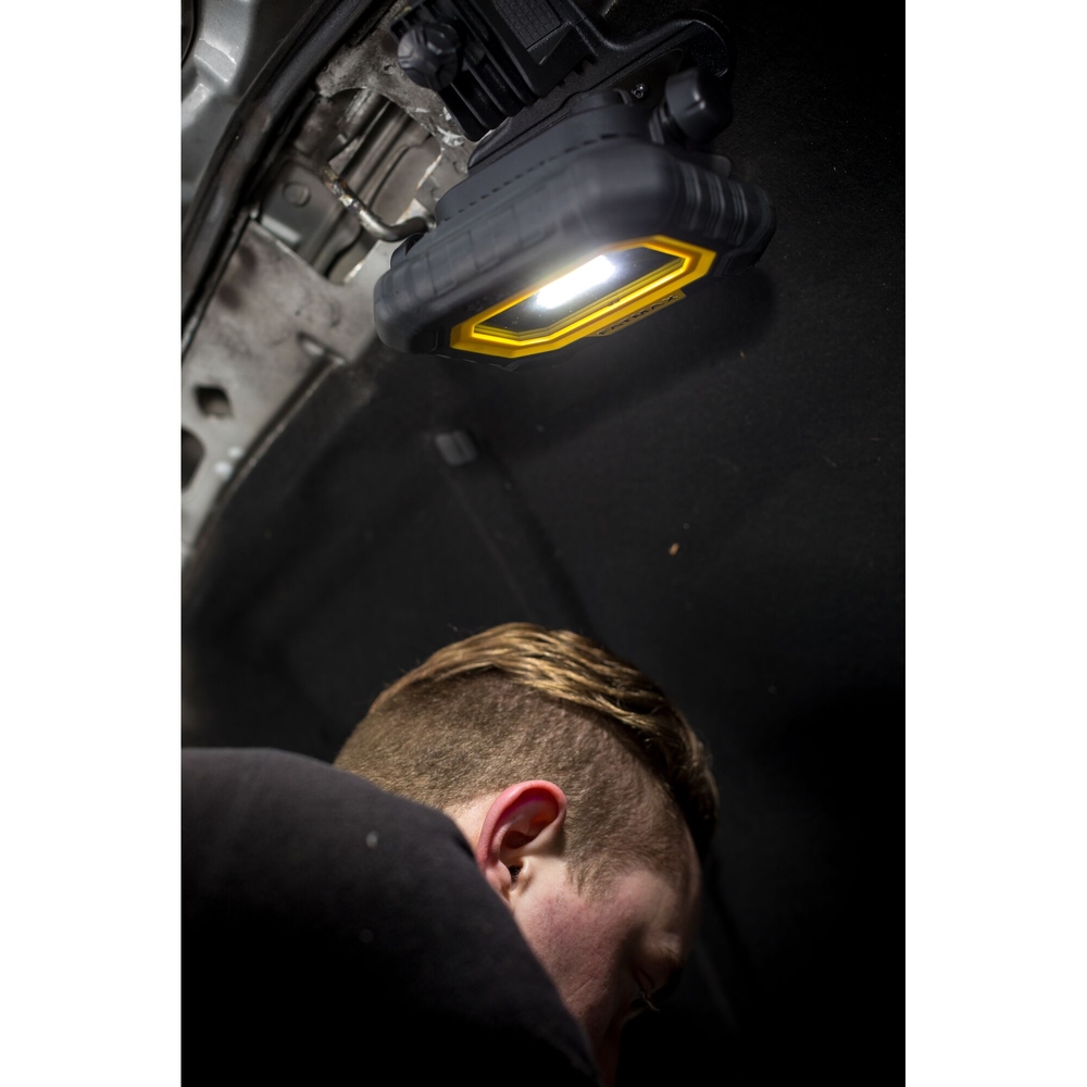 Projecteur rechargeable - 1 000 lumens - Fatmax  - FMHT81507-1 - STANLEY FATMAX