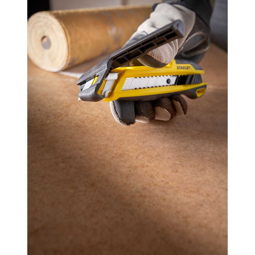 Cutter 18 mm quick snap bimatière – bouton poussoir - STHT10501-0 - STANLEY
