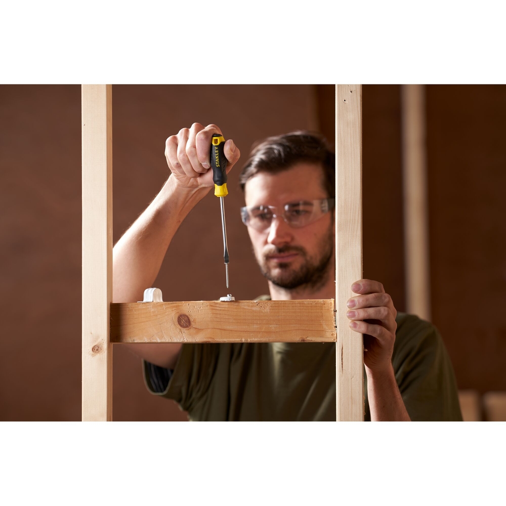 Tournevis Cushion Grip mécanicien 5,5 x 100 mm - STHT16146-0 - STANLEY