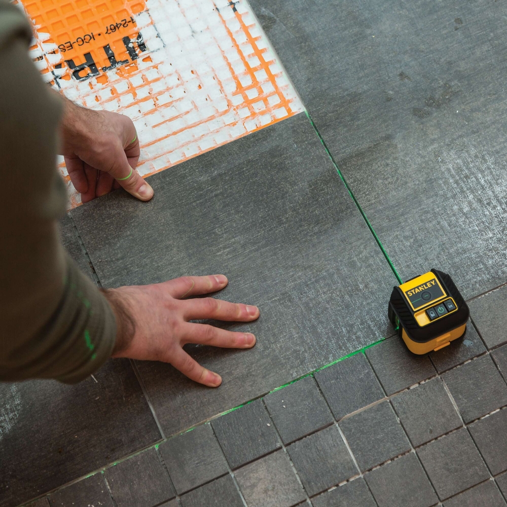 Niveau laser croix + équerrage CROSS90 - vert - STHT77592-1 - STANLEY