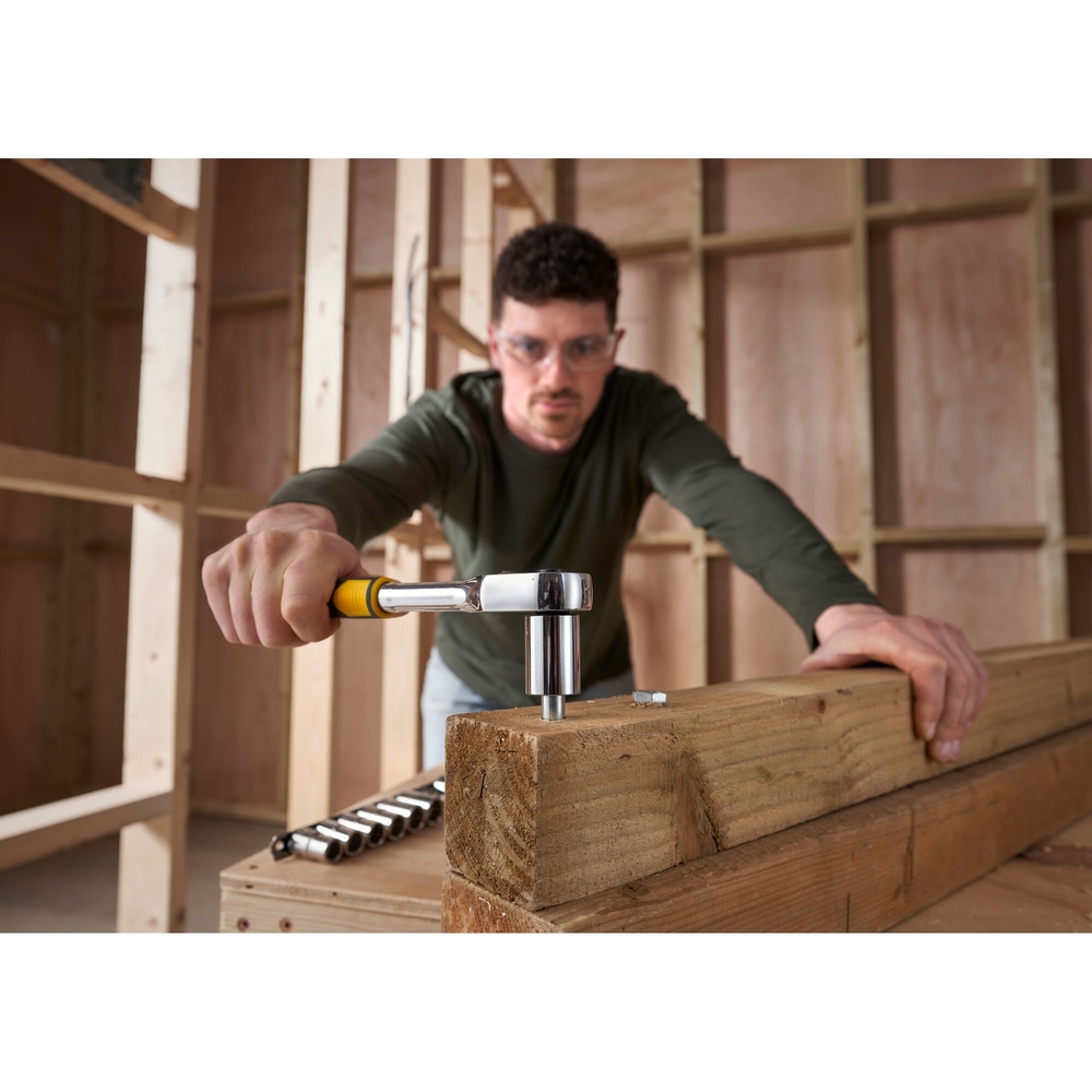 Cliquet 72 dents - 1/2’’+ 9 douilles - 10 pièces - STMT82671-0 - STANLEY